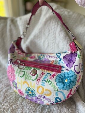 Vintage Coach Y2K Coach Poppy Daisy Graffiti Hobo Shoulder Bag Floral Pastels